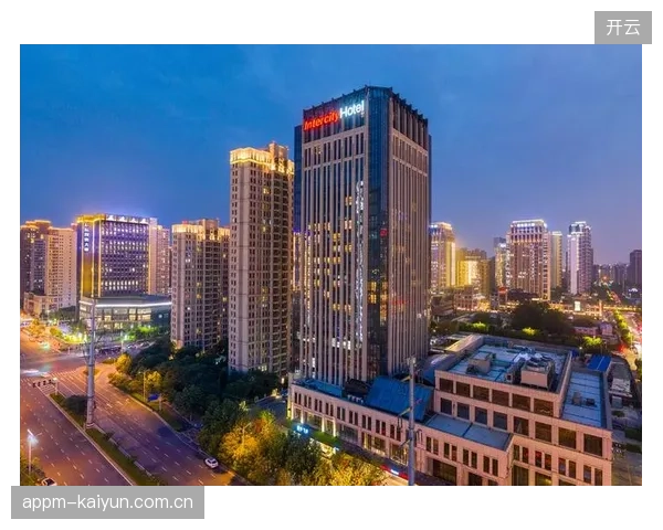 世界杯预计将为美国旅游业带来强劲复苏，各主办城市的酒店业正积极准备。